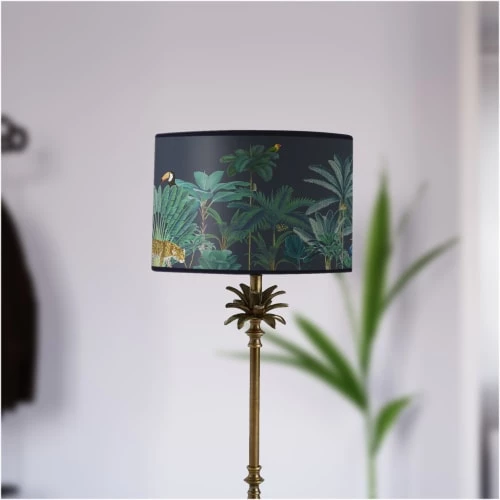 Offres ⌛ Yeda Design Lampes à Poser Abat Jour Jungle Tropicale Fond Bleu Nuit 40 X 25 💯 2 Offres ⌛ Yeda Design Lampes à Poser Abat Jour Jungle Tropicale Fond Bleu Nuit 40 X 25 💯 – Image 2