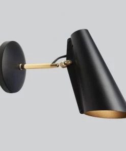 Meilleur prix 🌟 Nothern Appliques Murales Et Spots Applique Courte Noire Et Laiton Réédition 1952 🧨 -Luminaires Vintage Soldes applique courte noire et laiton reedition 1952 2