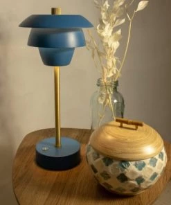 Les meilleures critiques de 🥰 Pirouette Paris Lampes à Poser Lampe à Poser Rechargeable En Métal Noir Et Doré H31 🧨 -Luminaires Vintage Soldes lampe a poser rechargeable en metal noir et dore h31 2