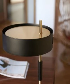 Acheter 🔔 Keria Lampes à Poser Lampe De Table En Métal Dore 😍 -Luminaires Vintage Soldes lampe de table en metal dore 7